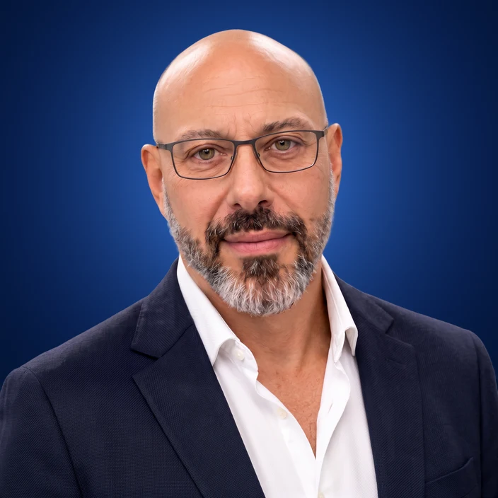 Michail Chopra, Co-founder and CEO of MontCove